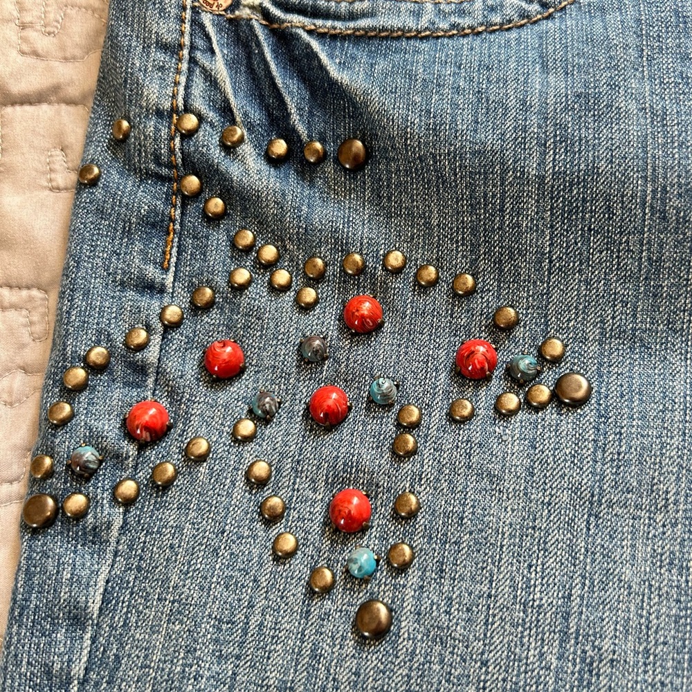 Embellished Flare Jeans with Red Accents 14 - Picture 7 of 10